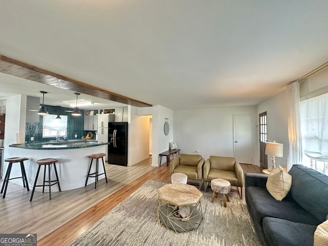 61 W Bruce Street, Mcrae-helena, GA 31055