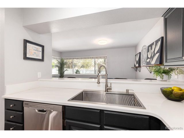 8074 S Trinchera Peak, Littleton, CO 80127