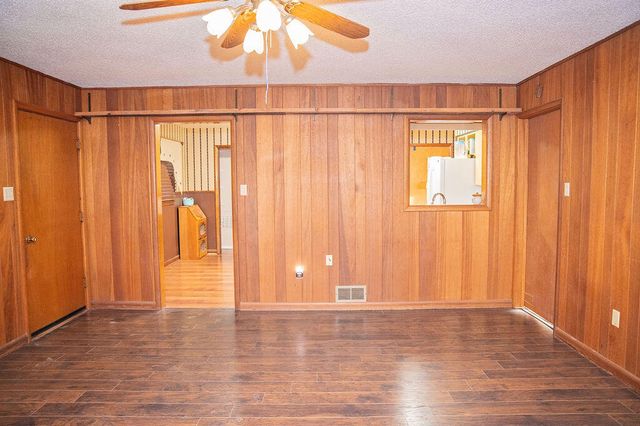 1201 N Avenue F, Denver City, TX 79323