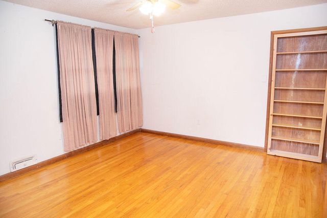 1201 N Avenue F, Denver City, TX 79323