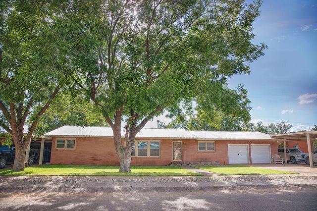 1201 N Avenue F, Denver City, TX 79323