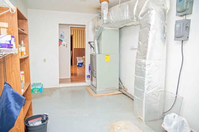 1201 N Avenue F, Denver City, TX 79323