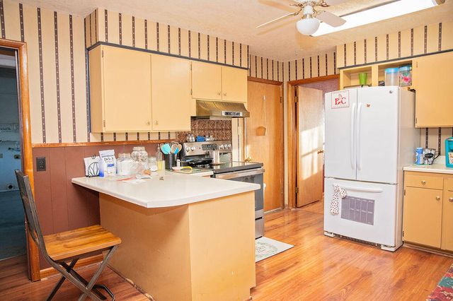 1201 N Avenue F, Denver City, TX 79323