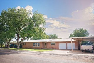 1201 N Avenue F, Denver City, TX 79323
