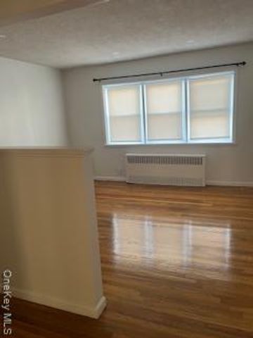 90-24 Spritz Road, Ozone Park, NY 11417