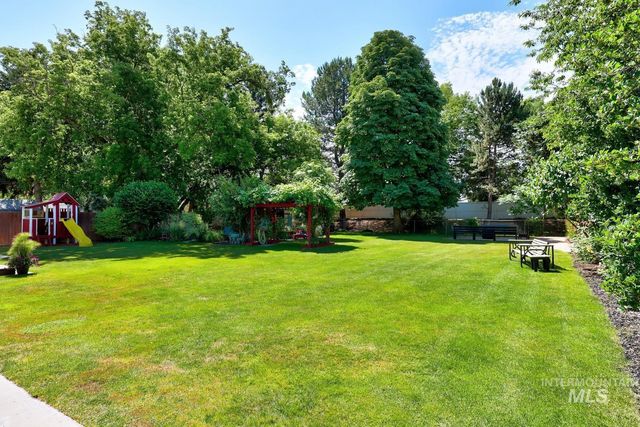 2975 E Autumn Way, Meridian, ID 83642