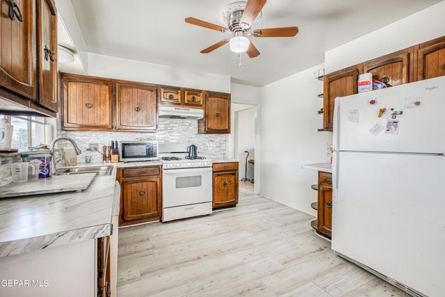 952 DUSKIN Drive, El Paso, TX 79907