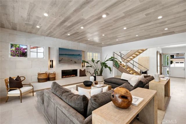 2007 Port Provence Pl, Newport Beach, CA 92660