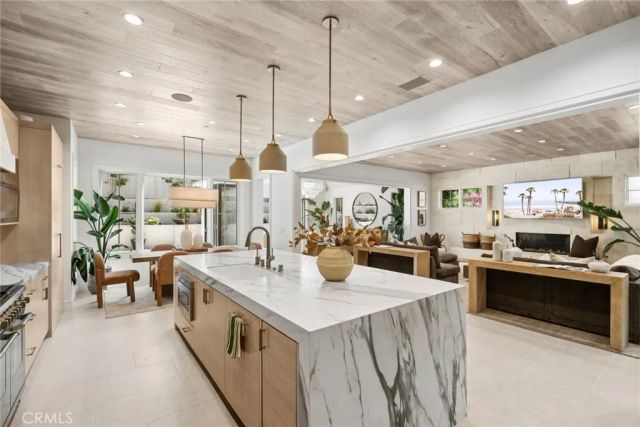 2007 Port Provence Pl, Newport Beach, CA 92660