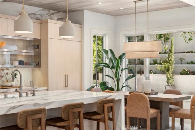 2007 Port Provence Pl, Newport Beach, CA 92660