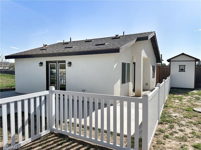 8690 Tourmaline Court, Jurupa Valley, CA 92509