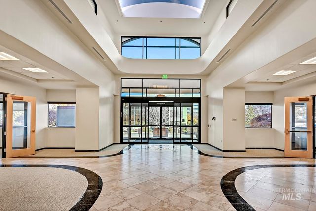 815 E Park Blvd For Lease, Boise, ID 83712