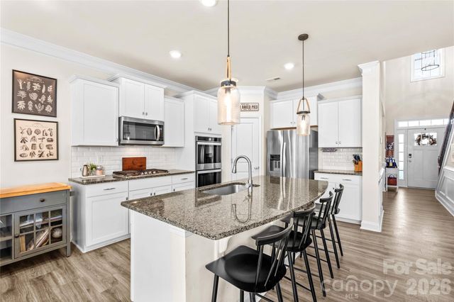 117 Candlelight Way, Mooresville, NC 28115