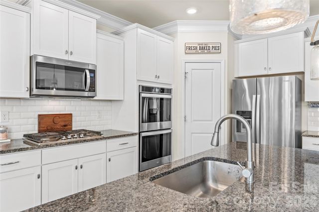 117 Candlelight Way, Mooresville, NC 28115