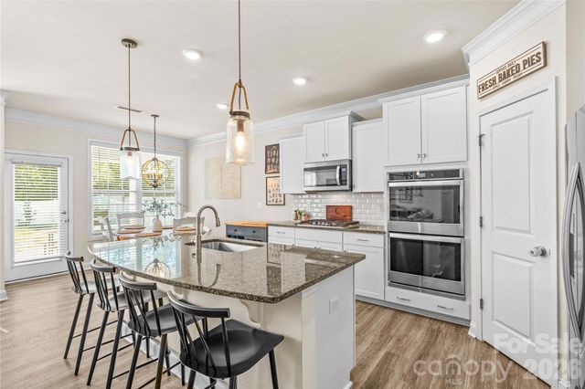 117 Candlelight Way, Mooresville, NC 28115