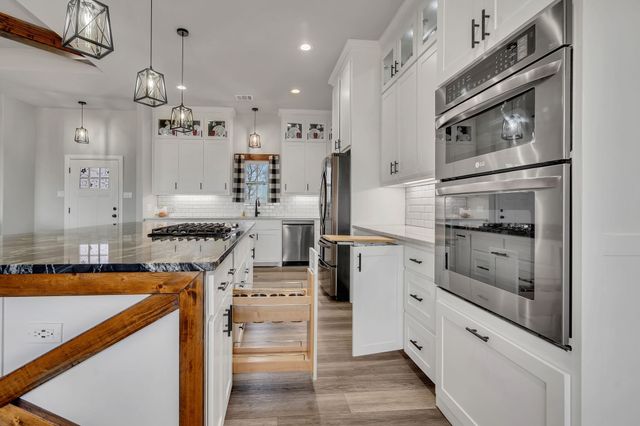 7739 Borth Road, Sanger, TX 76266