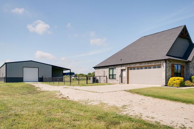 7739 Borth Road, Sanger, TX 76266