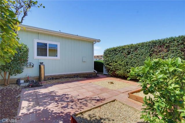 115 Poinsettia Gardens Drive 115, Ventura, CA 93004