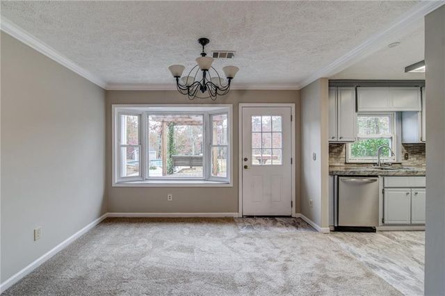 53 Black NE Road, White, GA 30184