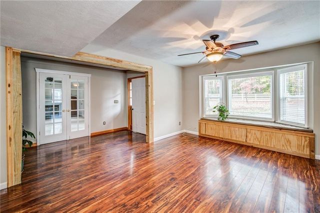 53 Black NE Road, White, GA 30184