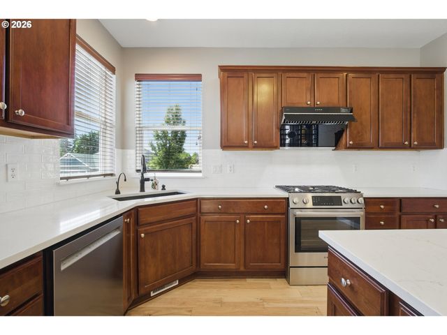 11001 Nw 12TH Ave, Vancouver, WA 98685