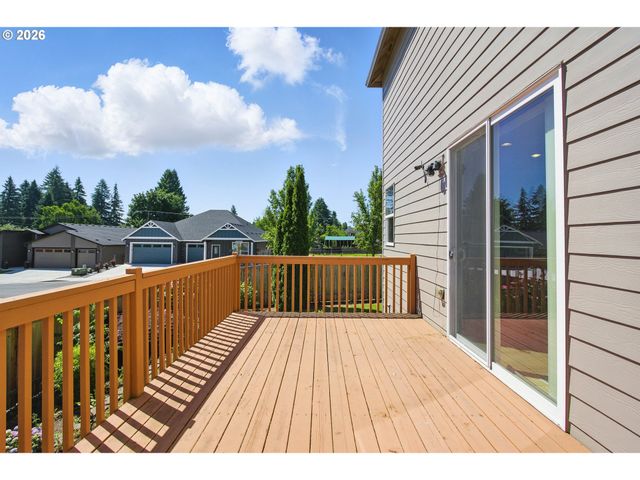 11001 Nw 12TH Ave, Vancouver, WA 98685