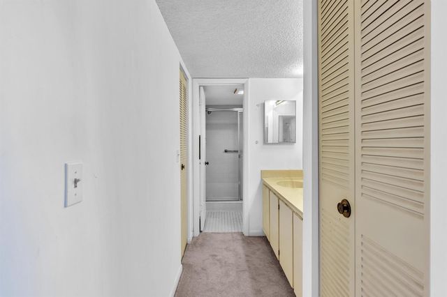3529 Englewood Drive 321, Lake Worth, FL 33467