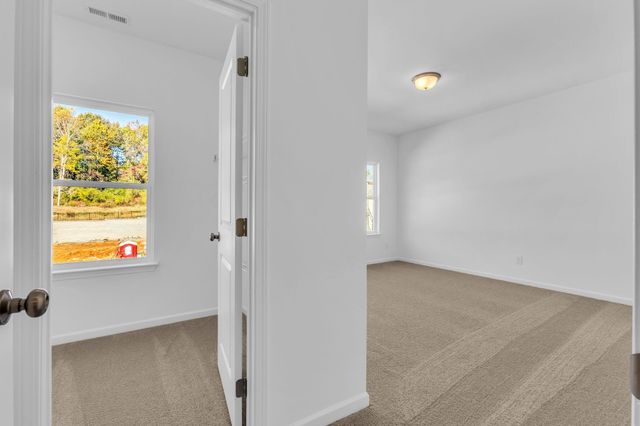 127 Ironhorse Way, Dickson, TN 37055