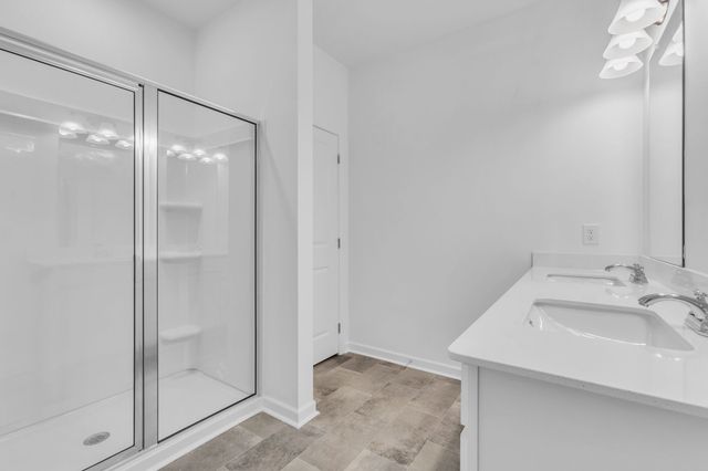 127 Ironhorse Way, Dickson, TN 37055