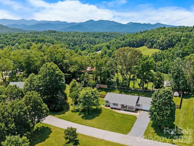395 Spring Drive, Mars Hill, NC 28754