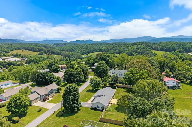 395 Spring Drive, Mars Hill, NC 28754