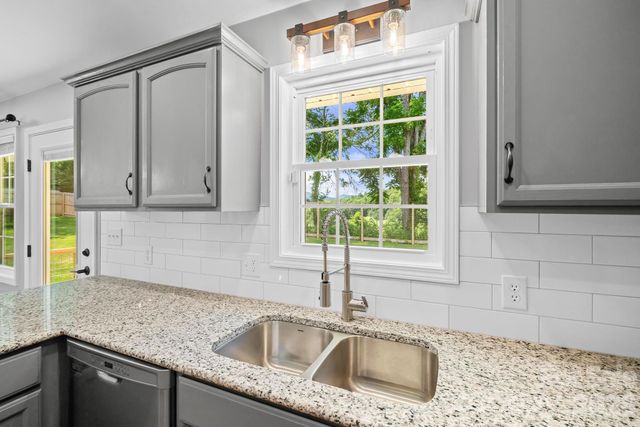 395 Spring Drive, Mars Hill, NC 28754