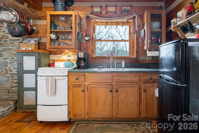 119 Old Salem Branch Drive 1B, Alexander, NC 28701