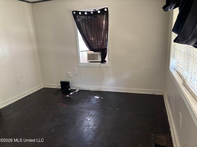 2427 Newport Street, Jackson, MS 39213
