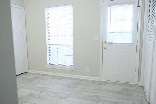 138 Academy Sq, Nashville, TN 37210