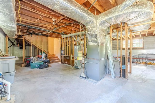 5565 Five Forks Trickum Road, Stone Mountain, GA 30087