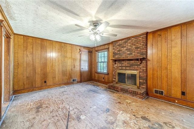 5565 Five Forks Trickum Road, Stone Mountain, GA 30087