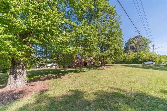 5565 Five Forks Trickum Road, Stone Mountain, GA 30087