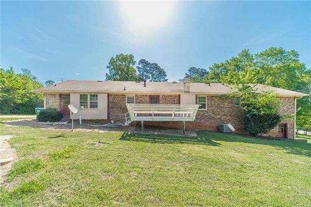 5565 Five Forks Trickum Road, Stone Mountain, GA 30087