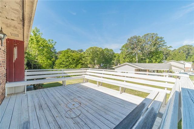 5565 Five Forks Trickum Road, Stone Mountain, GA 30087