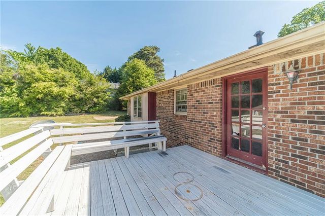 5565 Five Forks Trickum Road, Stone Mountain, GA 30087