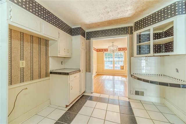 5565 Five Forks Trickum Road, Stone Mountain, GA 30087