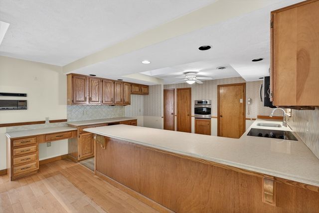 532 Hill St, Raynham, MA 02767