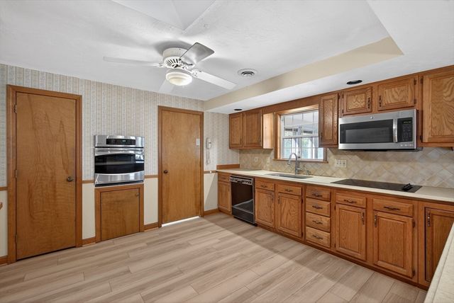 532 Hill St, Raynham, MA 02767