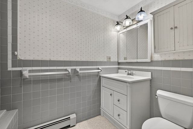 532 Hill St, Raynham, MA 02767