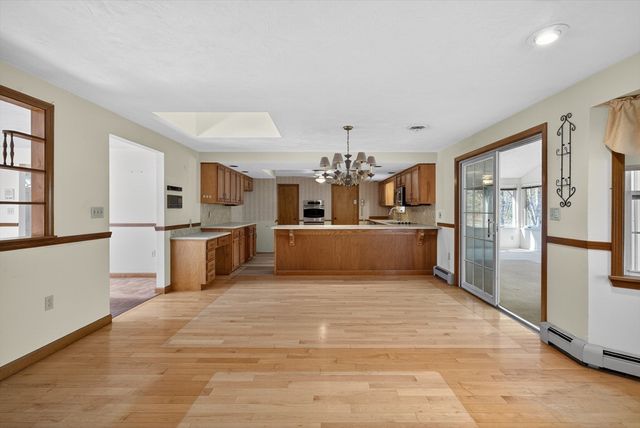 532 Hill St, Raynham, MA 02767