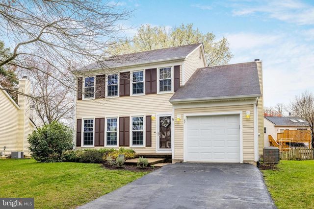 22 NEWLAND CT, Sterling, VA 20165