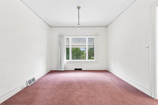 1221 W Main STREET, Lake Geneva, WI 53147