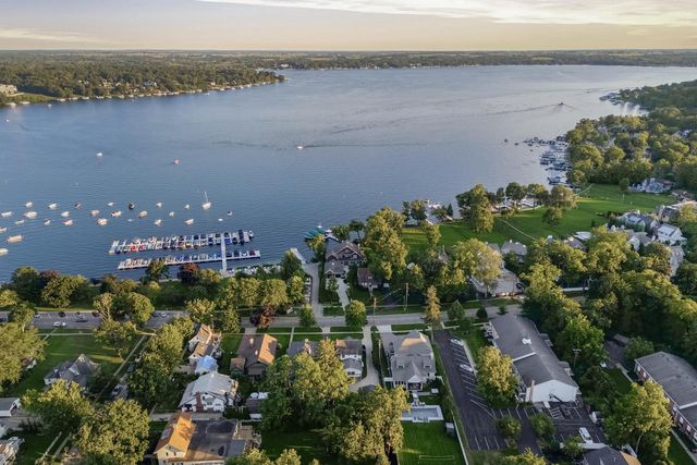 1221 W Main STREET, Lake Geneva, WI 53147
