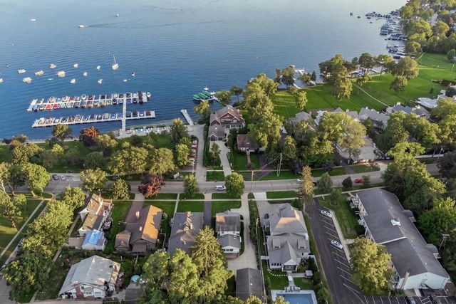 1221 W Main STREET, Lake Geneva, WI 53147